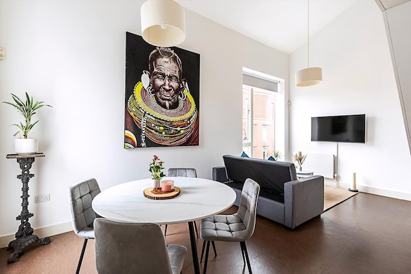 Apartment (Stylish Camden Flat Near Markets & Tu) | Living room | TV