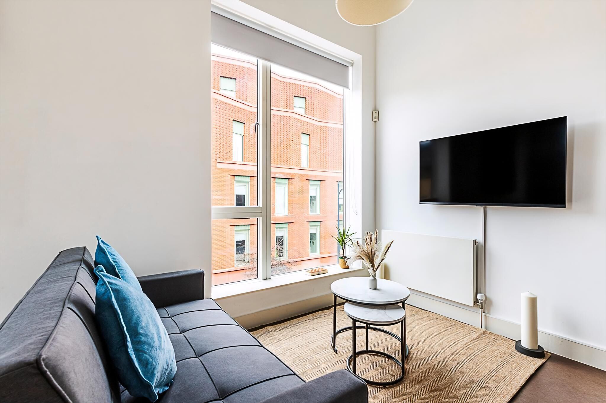 Apartment (Stylish Camden Flat Near Markets & Tu) | Living room
