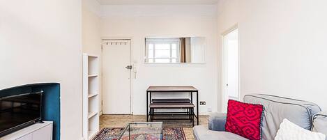 อพาร์ทเมนท์ (Central London 3 Bed Gem near Oxford ) | ห้องนั่งเล่น