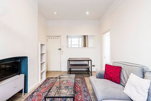 Apartment (Central London 3 Bed Gem near Oxford ) | Living room