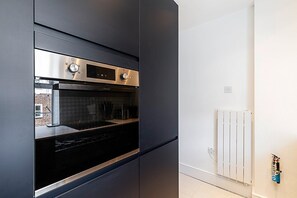 Apartment (Stylish East London Flat near Spitalf) | Private kitchen - Fmar (London)