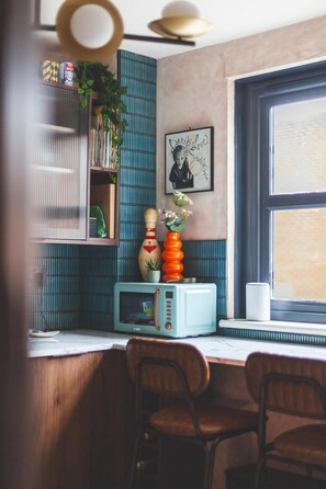 Apartment (Peaceful & Unique Maisonette in Centr) | Private kitchen