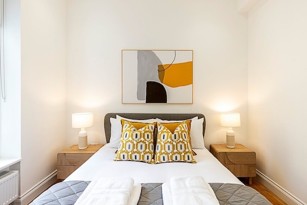 Urban Luxury In The Heart Of Chelsea - King Bed! - Chelsea