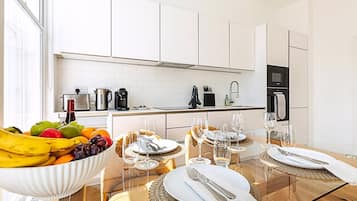 Apartment (Urban Luxury in the Heart of Chelsea ) | Private kitchen