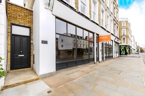 Exterior - Urban Luxury in the Heart of Chelsea - King Bed! (London)