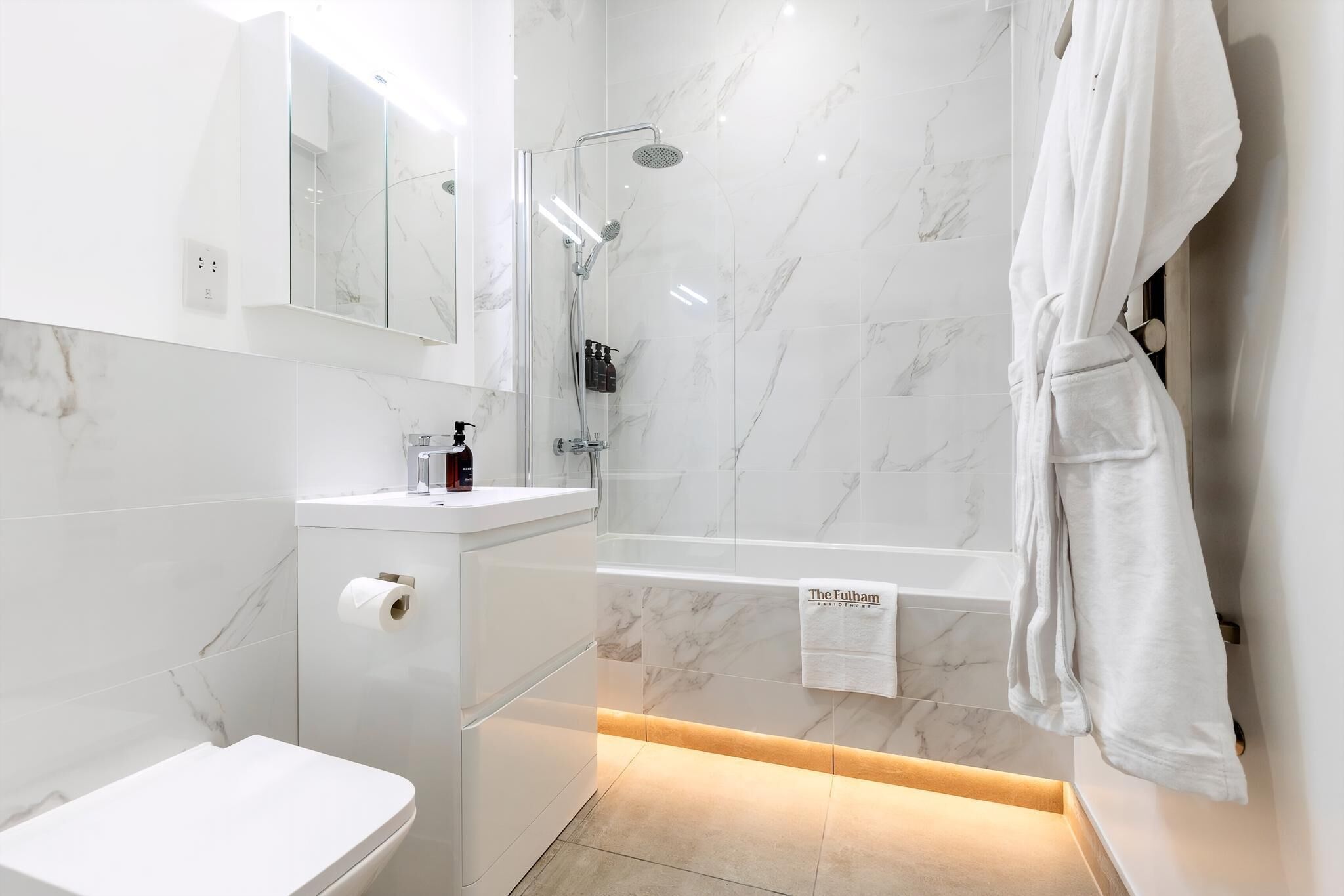 Apartment (Urban Luxury in the Heart of Chelsea ) | Bathroom
