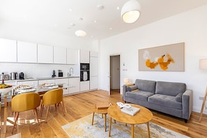 Apartment (Urban Luxury in the Heart of Chelsea ) | Living room