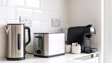 Apartment (Urban Luxury in the Heart of Chelsea ) | Private kitchen