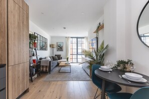 Lejlighed (Stylish Hackney Wick Apartment with T) | Stue