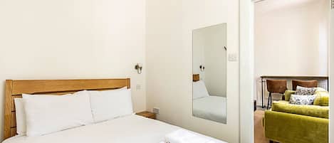 Apartment (Elegant Knightsbridge Flat Near Harro)