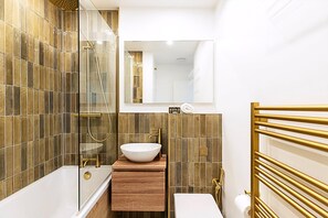 Bathroom - Elegant Knightsbridge Flat Near Harrods (London)