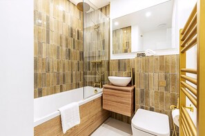 Huoneisto (Elegant Knightsbridge Flat Near Harro) | Kylpyhuone