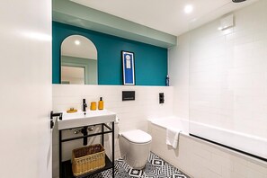 스튜디오 (Cosy and Stylish Studio in the heart ) | 욕실
