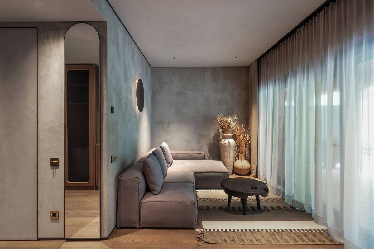 Suite, 1 kingsize bed (Forest) | Luxe beddengoed, bedden met traagschuimmatras, een minibar