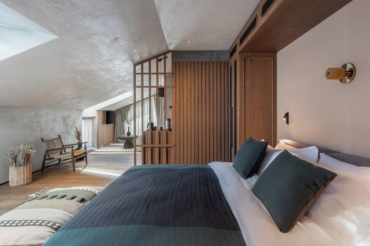 Loft, 1 kingsize bed, terras | Luxe beddengoed, bedden met traagschuimmatras, een minibar