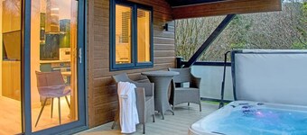 2 bedroom accommodation in Caerwys