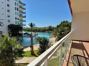 Property grounds - Apartment in Marina Mazatlán with Pool By GPS (Mazatlan)