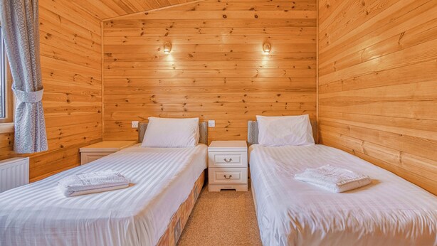 Unclassified image, 1 of 9, button - 2 bedroom accommodation in Nr St Austell (Nr St Austell)