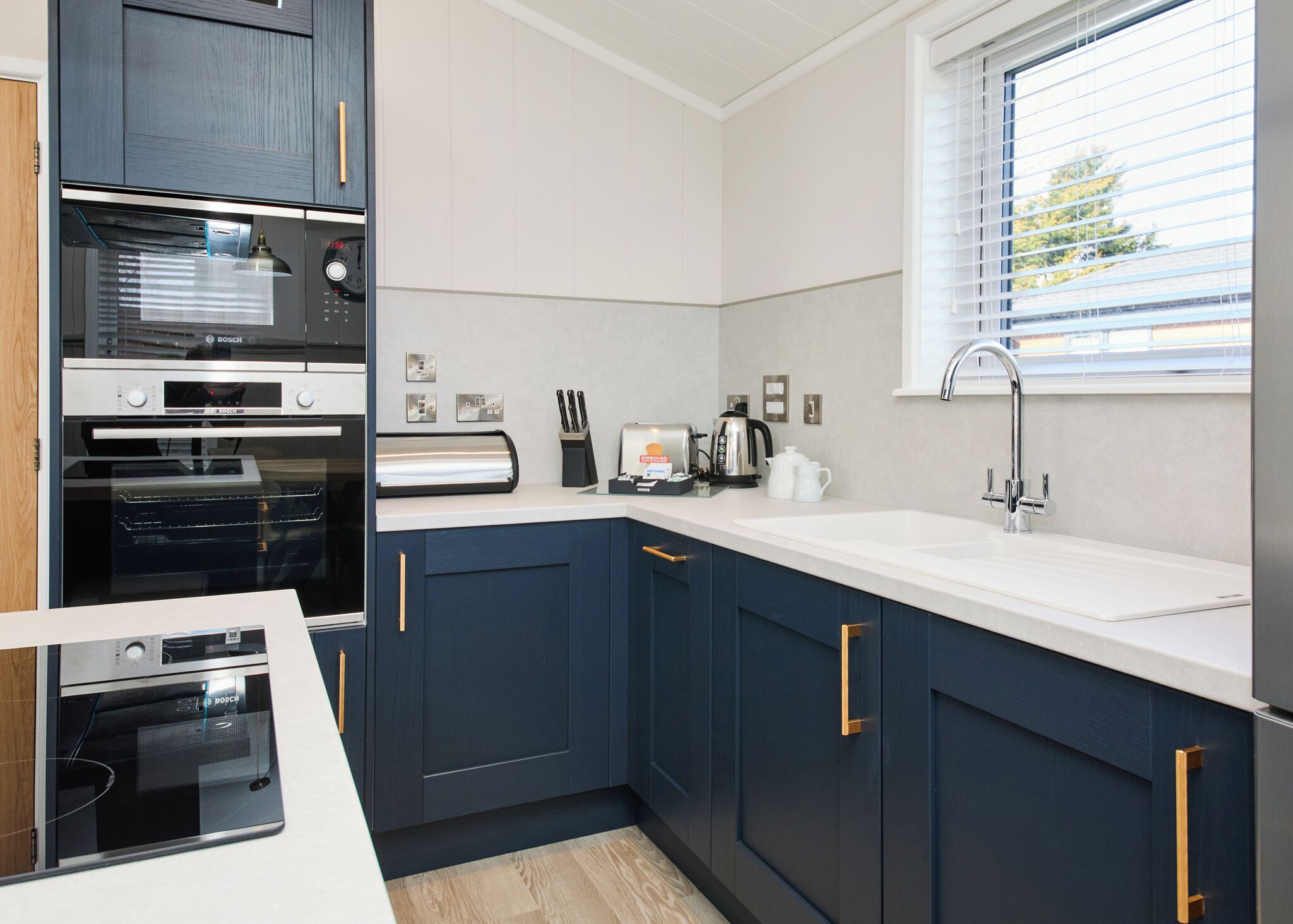 Fridge, oven, stovetop, toaster