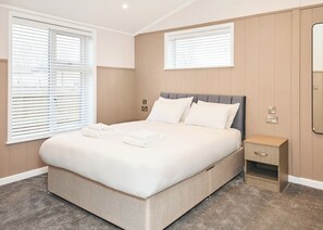 Unclassified image, 5 of 18, button