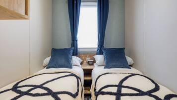 3 bedrooms
