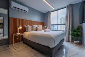 1 bedroom, desk, iron/ironing board, WiFi