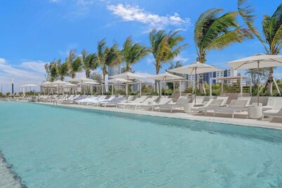Ocean Breeze 1BR | Balcony, Pool & Gym in 72 Park