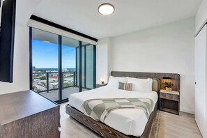 2 bedrooms, iron/ironing board, travel cot, WiFi