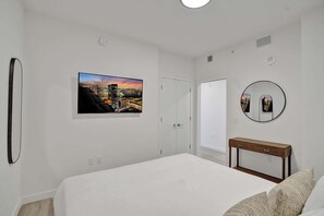 1 chambre, fer et planche à repasser, lit parapluie, Wi-Fi