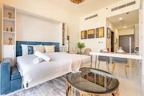 In-room safe, iron/ironing board, free WiFi, bed sheets - Studio Near Dubai Butterfly Garden – by Deluxe Holiday Homes (Dubai)