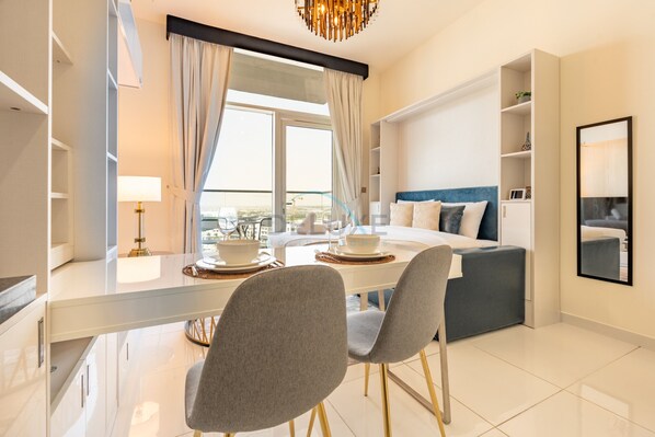 In-room safe, iron/ironing board, free WiFi, bed sheets