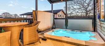 Ettington Lodge Premier