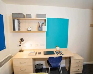 Single Room, Non Smoking | Blackout drapes, free WiFi