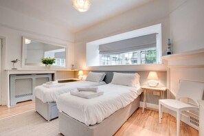 4 Schlafzimmer, Bügeleisen/Bügelbrett, WLAN, Bettwäsche