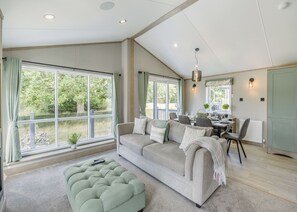 Living area - 1 bedroom accommodation in Woodhall Spa (Woodhall Spa)