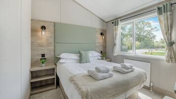 2 bedrooms