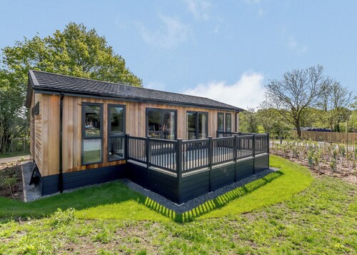 1 bedroom accommodation in Snitterfield, Stratford Upon Avon