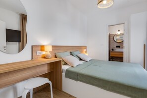 4 bedrooms, free cribs/infant beds, bed sheets - Villa Alba Zadarvillas (Pakostane)