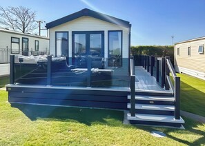 Exterior - 2 bedroom accommodation in Llandwrog, Caernarfon (Llandwrog, Caernarfon)