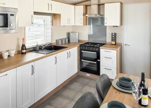 Fridge, oven, stovetop, toaster