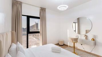 2 bedrooms, iron/ironing board, WiFi (free), bed sheets