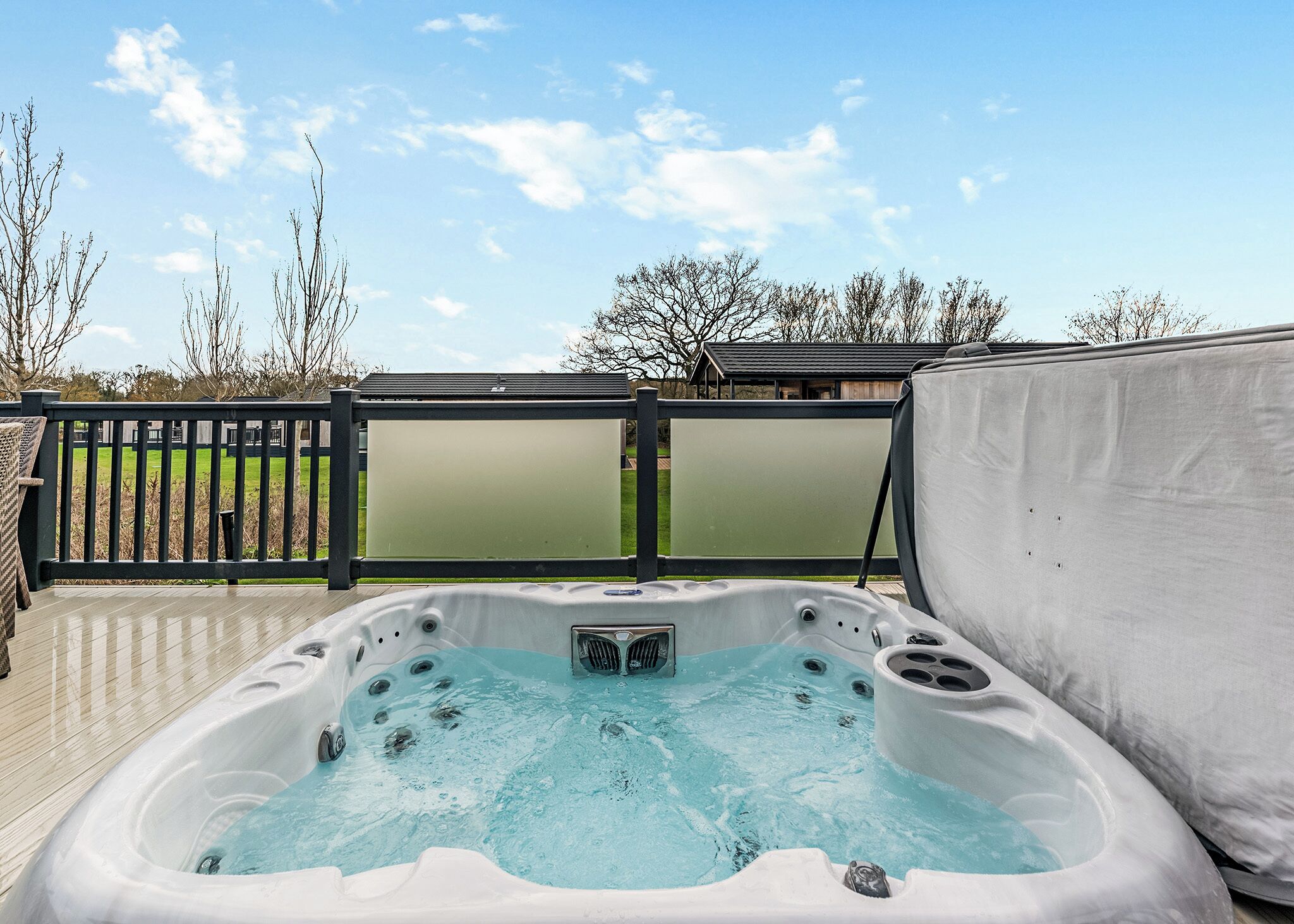 Bain à remous extérieur