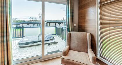 Loxley Lodge Premier