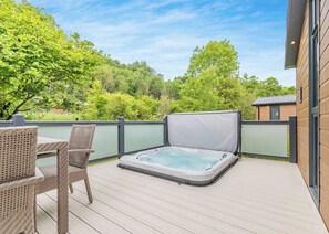 Terrace/patio - 1 bedroom accommodation in Caerwys (Caerwys)