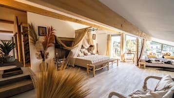 Deluxe Quadruple Room, Patio, Garden View | Blackout drapes, iron/ironing board, free WiFi