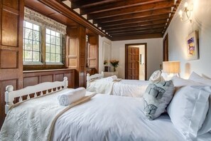 3 Schlafzimmer, Bügeleisen/Bügelbrett, Reisekinderbett, kostenloses WLAN