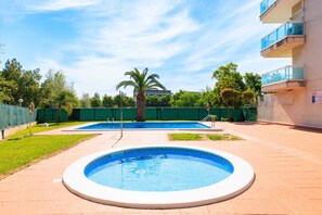 Pool - Apartment for 4 people near PortAventura 244 UHC PARKVILLAGE (Salou)