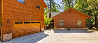 Sullivan Creek Studio-10 Mins to Twain Harte, Custom Log Cabin