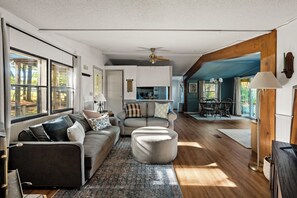 Smart TV, DVD player, books