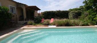 Air-conditioned house with pool Mouries Alpilles 4 pax